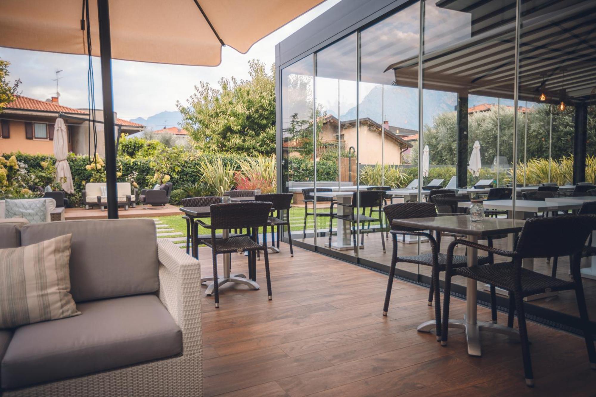Hotel Villa Alberta Nago-Torbole Ngoại thất bức ảnh